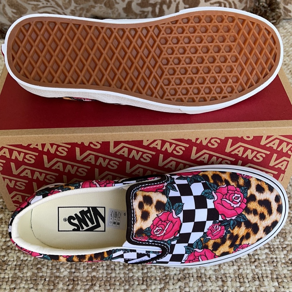 Vans Men’s Classic Slip On Rose/Animalchck Trwht Sneakers - Picture 8 of 16